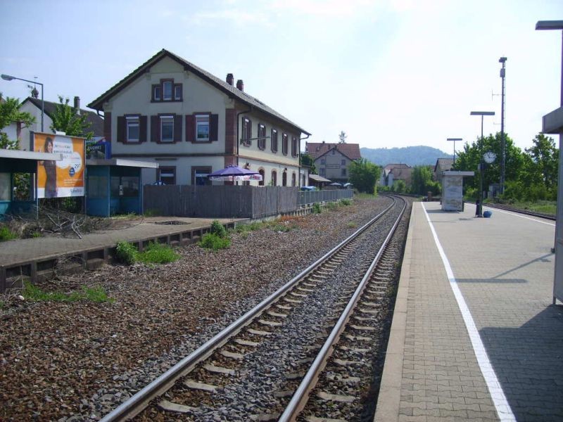 Bf, Bahnsteig, Gleis I