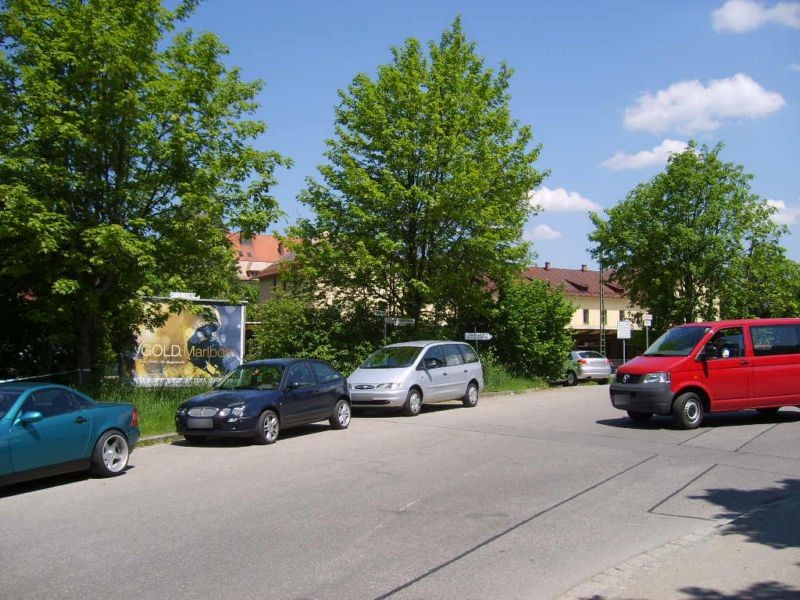 Im Engefeld/Edmund-Probst-Str geg. HausNr. 10(VS)