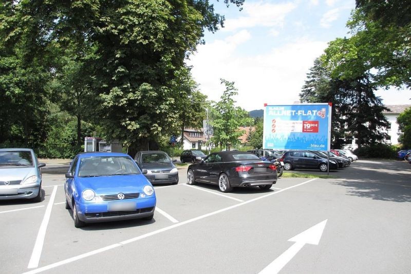 Lügder Str./Bahnhofstr., Si. PP, We.re. quer