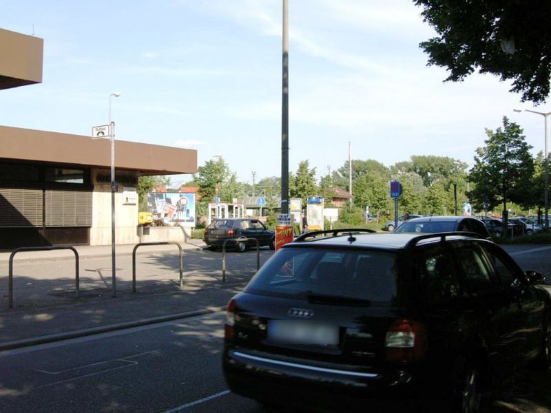 Lingenfelder Str./Bahnhofstr., Bf-P+R