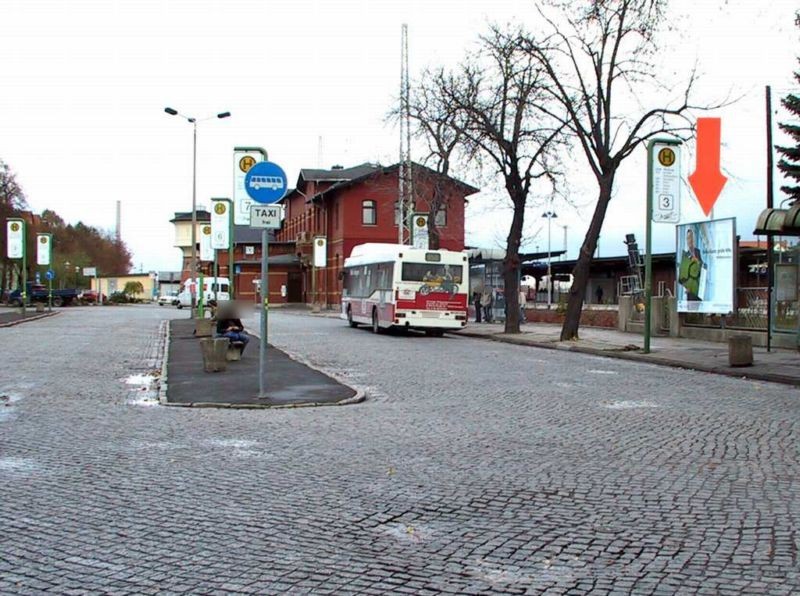 Hbf, Am Bahnhof geg. Bus-Bf