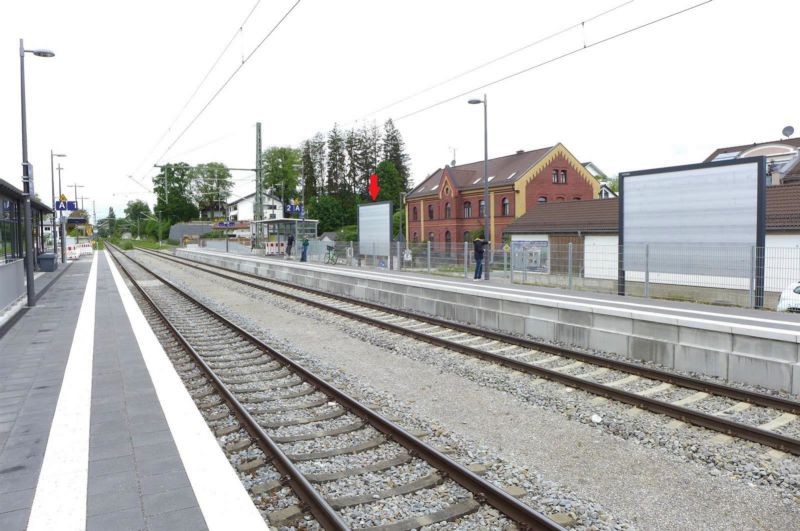 S-Bf/Si. Bahnsteig, 1. Sto. 01