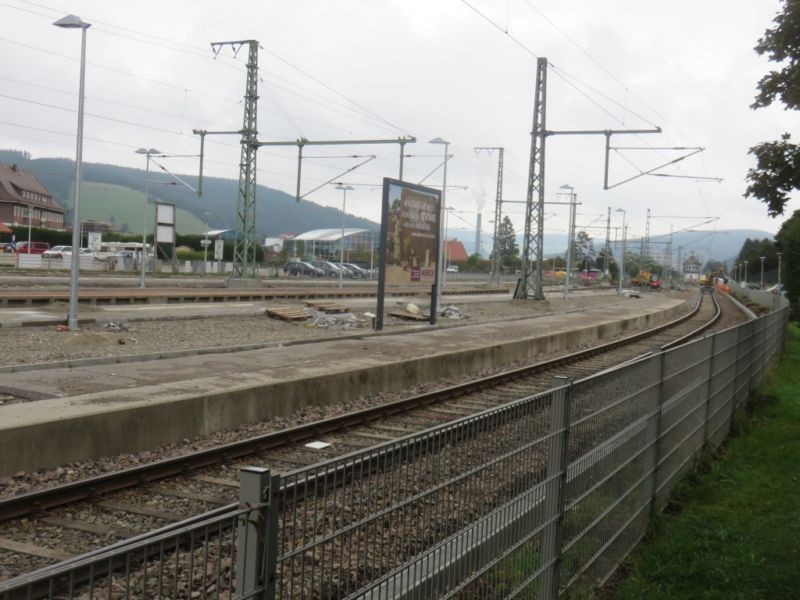 Bf Titisee-Neustadt, Bstg., Gl. 1 re./Si. PP