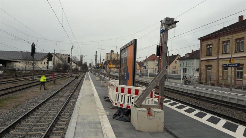 Bf, Bahnsteig, Gleis 3