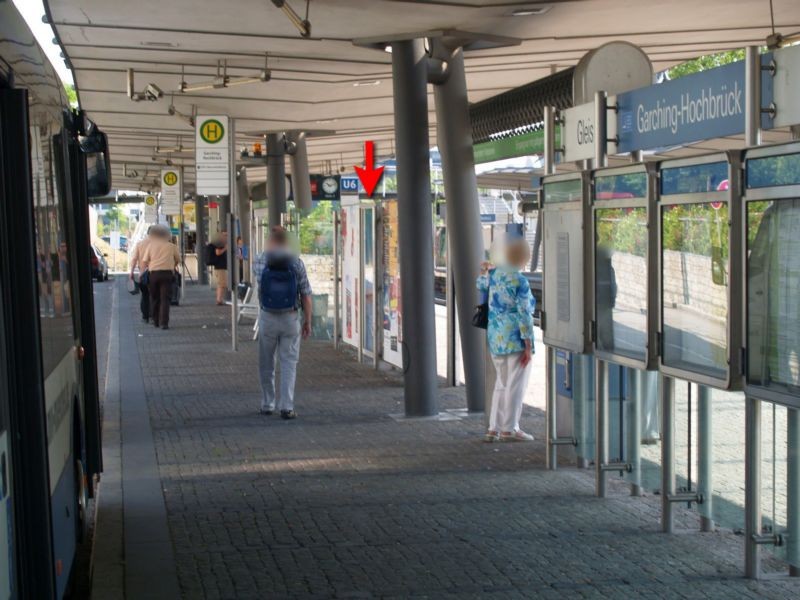 GARCHING-HOCHBRÜCK / Bus-Bf Sto. 2/2 zu GL 2