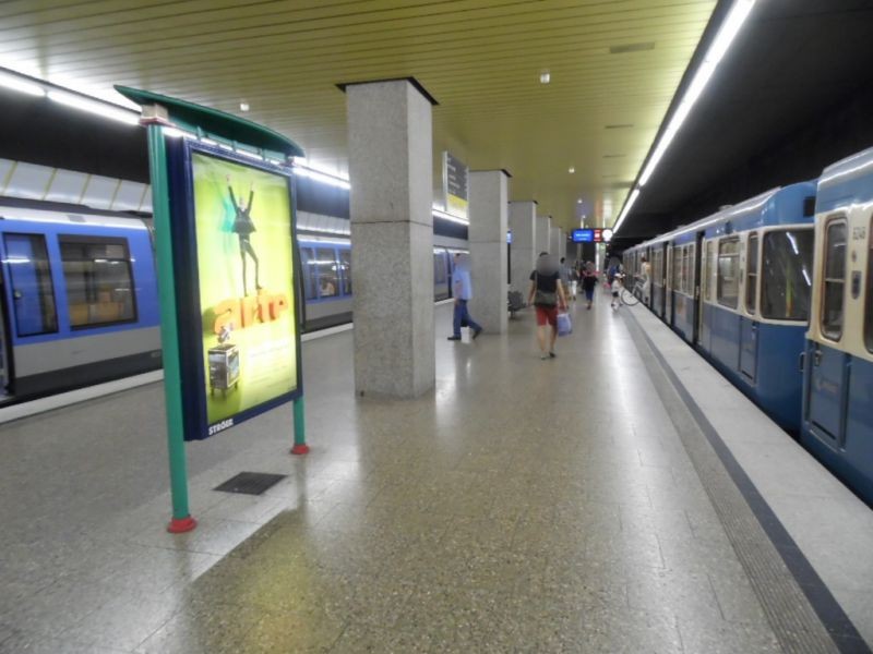 Laimer Platz/U-Bahnsteig Gleis 1, 2. Sto.