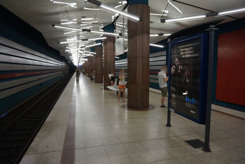 Milbertshofen/U-Bahnsteig Süd Gleis 1