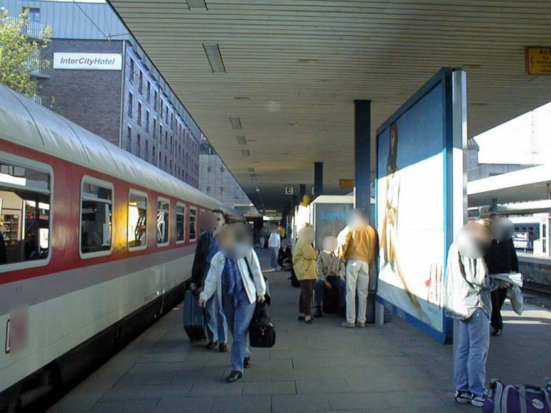 S-Bf Altona, Fernbahnsteig, Gleis 12