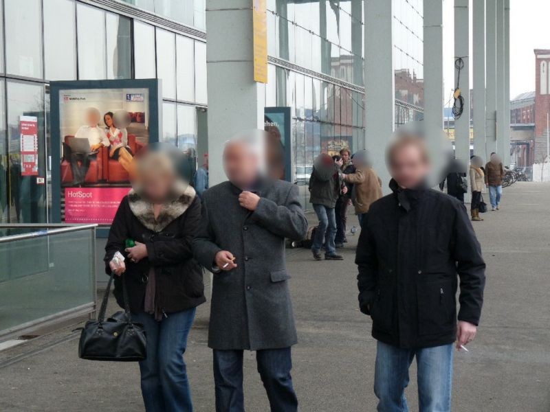 Bf Ostbahnhof, vor EH, 1.Sto. li. Seite