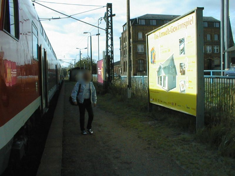 Lärchenstr./HP Schönau Bahnsteig 1 saw