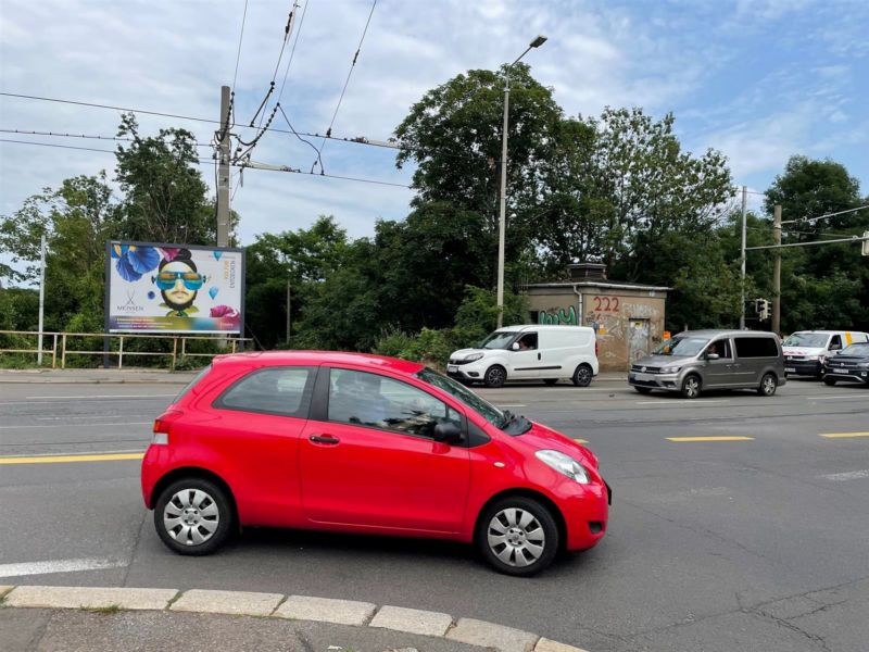 Georg-Schwarz-Str./Einm. Lud.-Hupfeld-Str.