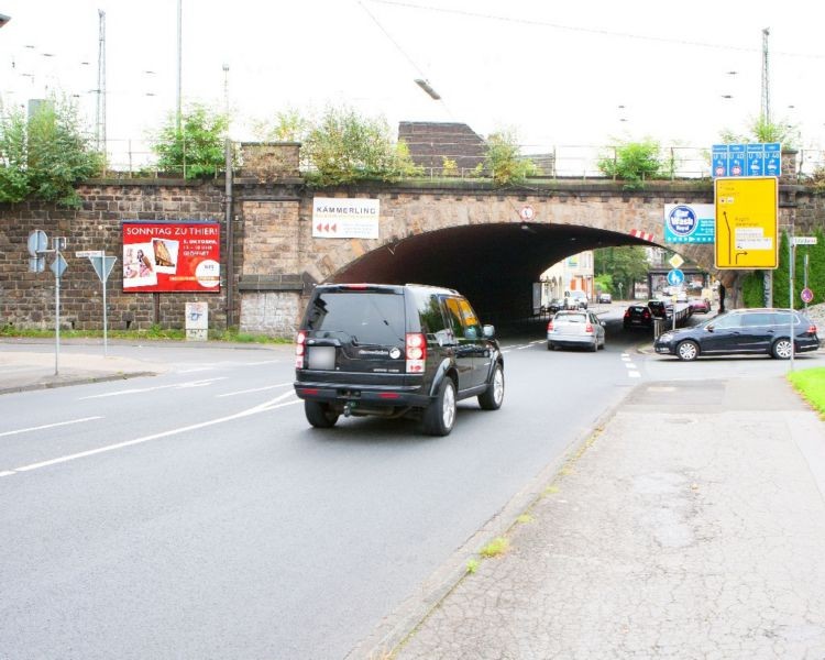 Hörder Str. 14 re./Bergische Str./Bahn-Ufg.