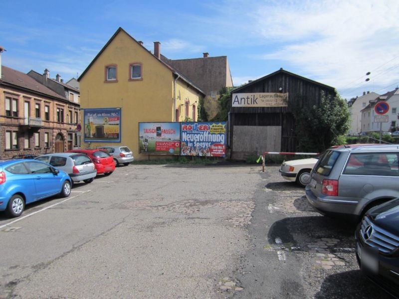Amalienstr. 33/ Nh. Arndtstr.
