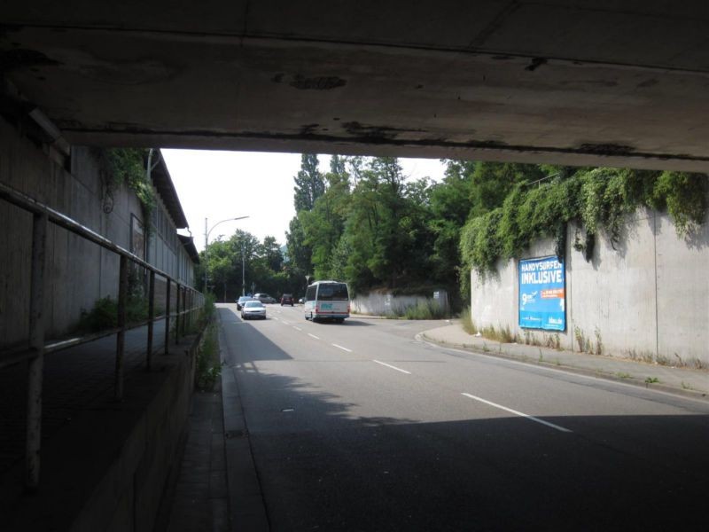 Spitalbachstr Ufg. aw li/Winzinger Str. Nh.