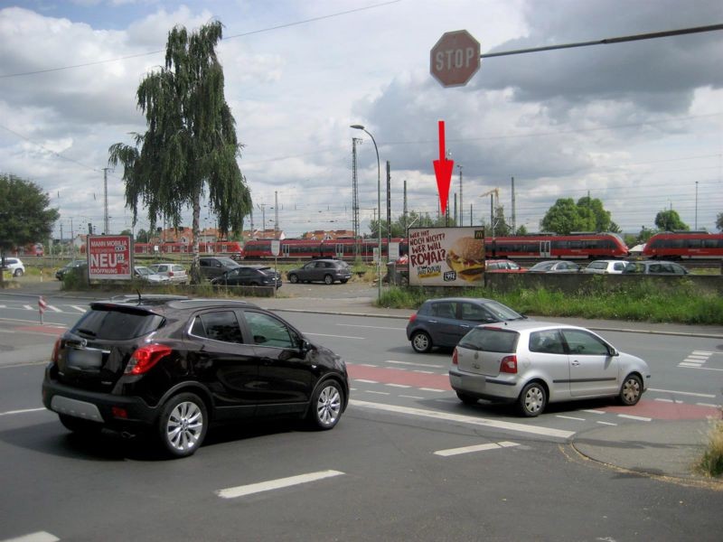 Hanauer Str. geg. Karlsbader Str. Rechts