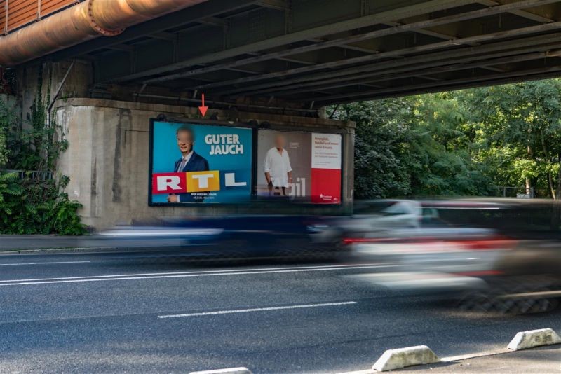 Kennedyallee saw (B 43)/Richard-Strauss-Allee li.