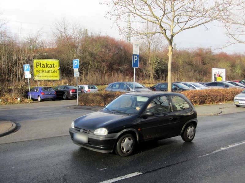 Cheshamer Str./Houiller Platz PP geg EKZ Mitte