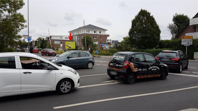 St. Huberter Str. 21 geg. Am Bahnhof quer