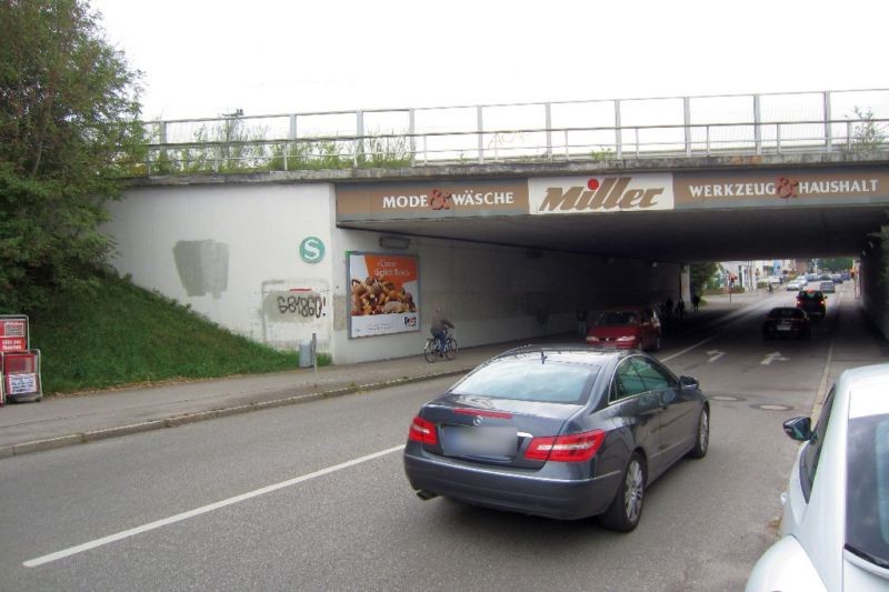 Hauptstr. geg. Ilzweg/Ufg. DB Brücke