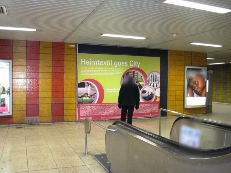 Höhenstr./D-Ebene/Bstg./Ri. Hbf.