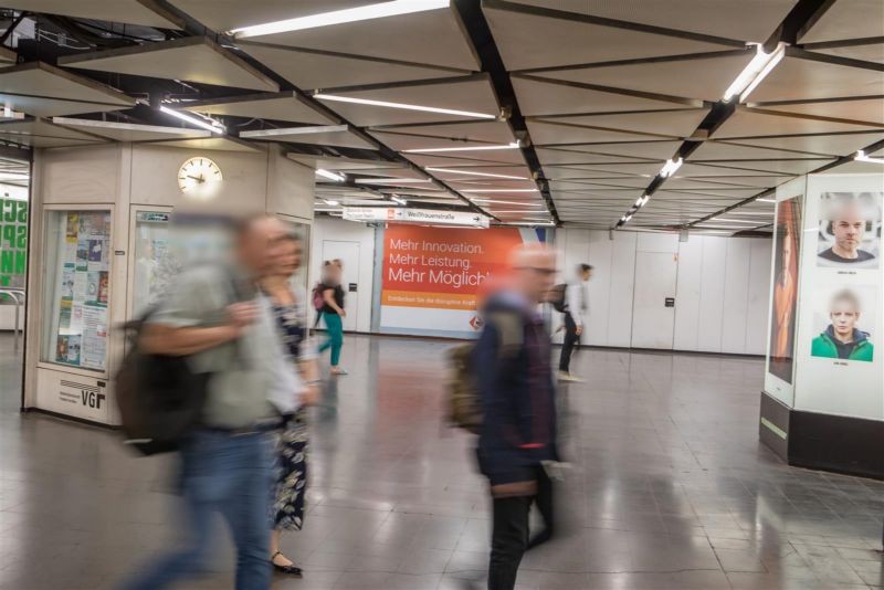 Willy-Brandt-Platz/B-Ebene/Ausg.Friedenstr.