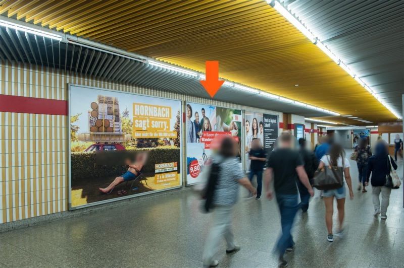 Rotkreuzplatz/Süd/Durchg. zur Halle li.