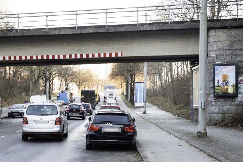 Siemensallee DB Brücke saw rechts