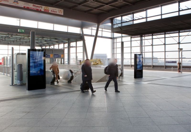 S-Bf Südkreuz, Ringbahn,a.d.Abg.z.Osthalle li.