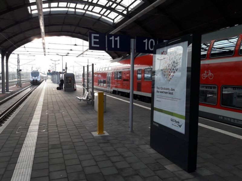 Hbf, Bstg., Gleis 11