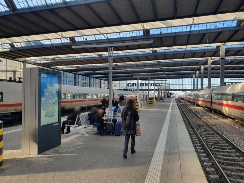 Hbf, Bstg. Gleis 17, Abschnitt A