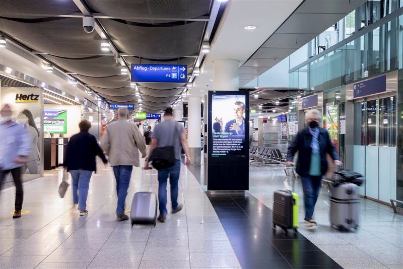 DUS_B104; Düsseldorf Airport SV