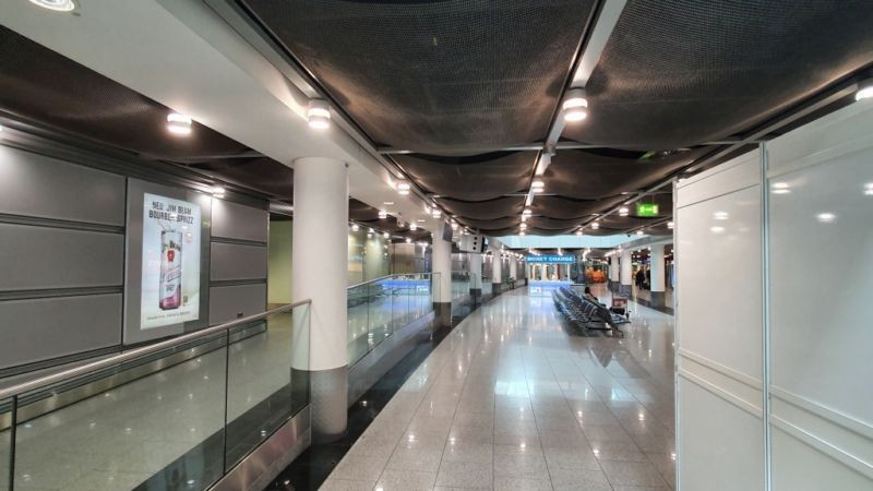FH DUS Terminal Ankunft E0 Fläche 44 ID 139