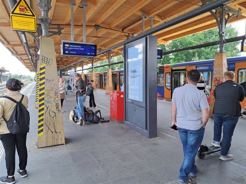 S-Bf Schöneweide, Bstg. A, 3. Sto., Si.Ri.Vorpl.J.
