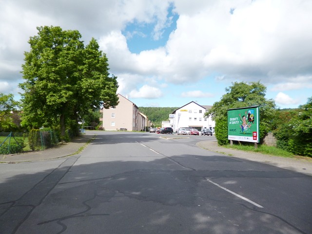 Mainhausener Straße gg. / Hirtenweg nh. Ford Teuber