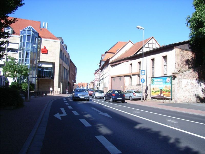 Barbarossastraße gg. 2, gg. Parkhaus/Kreissparkasse