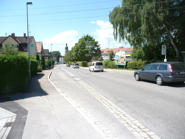 Lenzfrieder Straße gg. 86 / Bischof-Haneberg-Straße