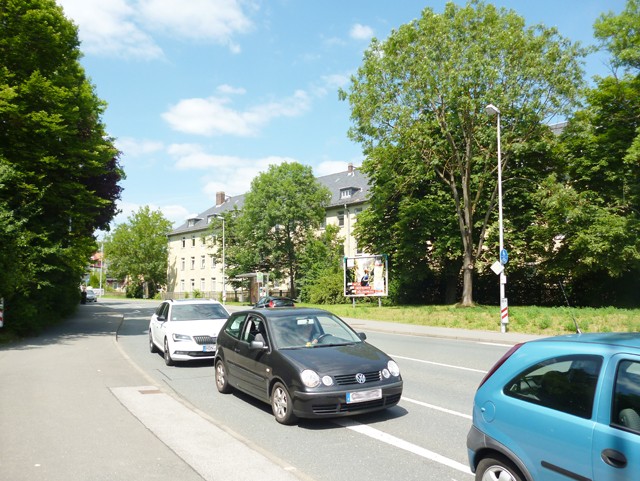 Lauterer Straße, Bush. nh. / Neustadter Straße