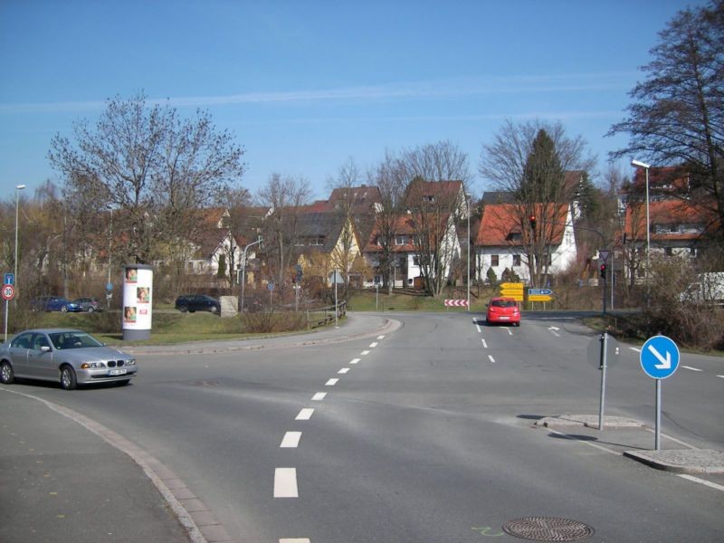Alte Bayreuther Straße / Wickenreuther Allee