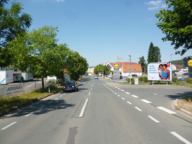 Nürnberger Str. - Ecke Hausener Weg - vor Lidl