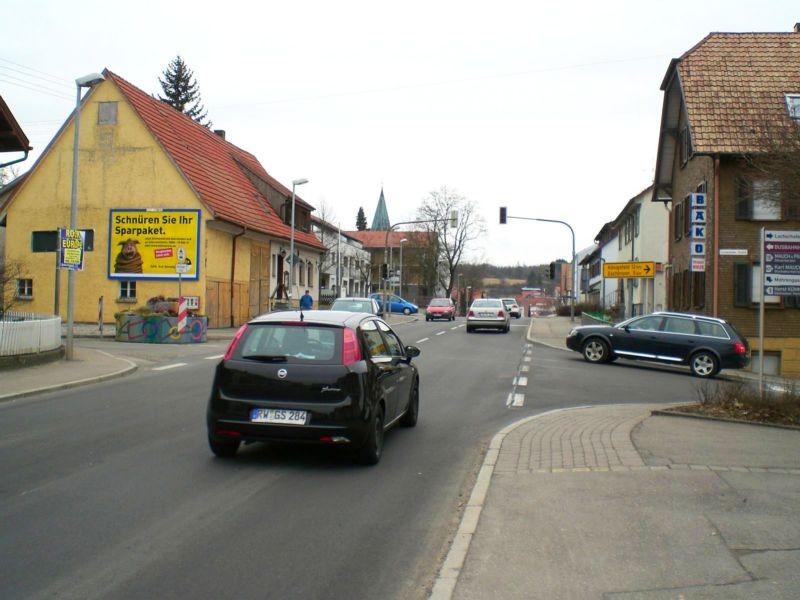 Schramberger Str. 2/Ecke Zinkweg (quer zur B 462)