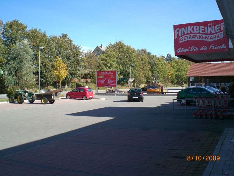 Bahnhofstr. 20 /Getränke Finkbeiner/nh. Eing (Sicht Markt)