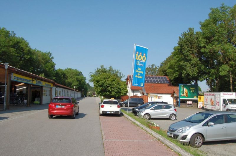 Hauptstr. 15 /Edeka/geg. Eingang (quer zur Str)