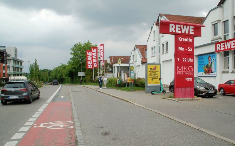 Albrechtstr. 70/bei Rewe (Sicht Einfahrt)