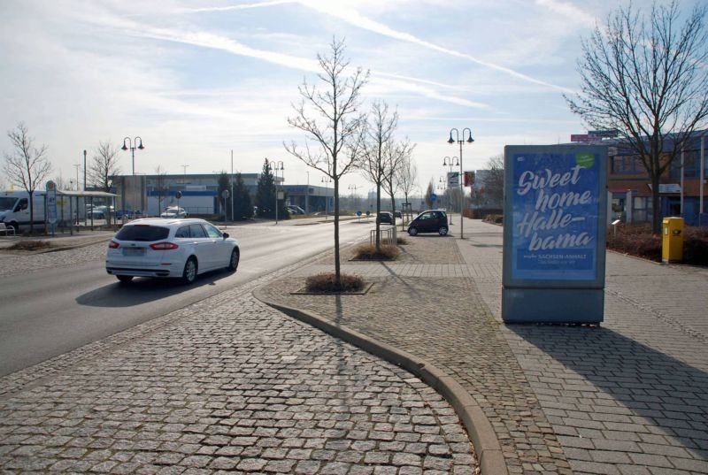 Dessauer Allee/Eingang Nordpassage (WE rts)