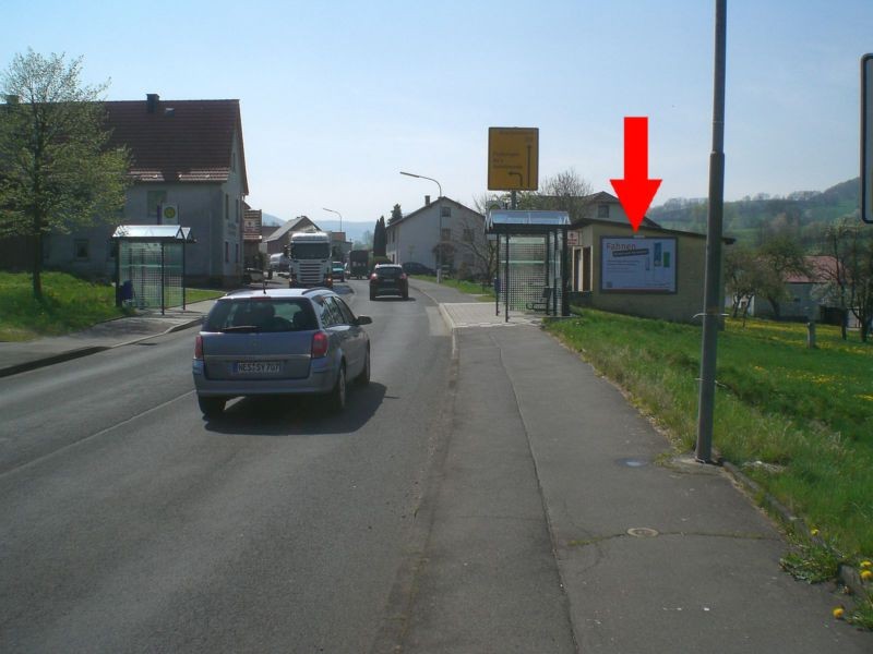 Eisenacher Str. 54b/B 278 (bei Bus-Hts)
