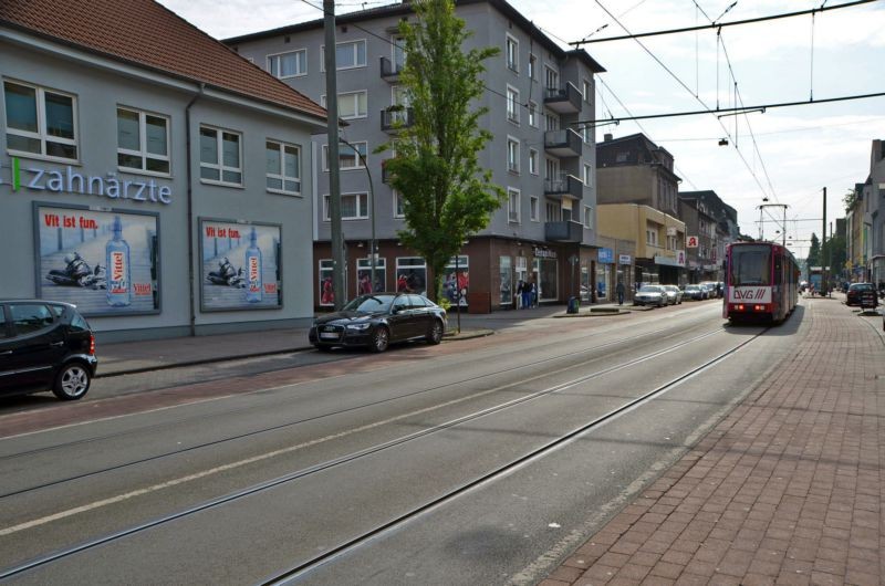 Weseler Str. 100 /Netto/rts vom Eingang (parallel)