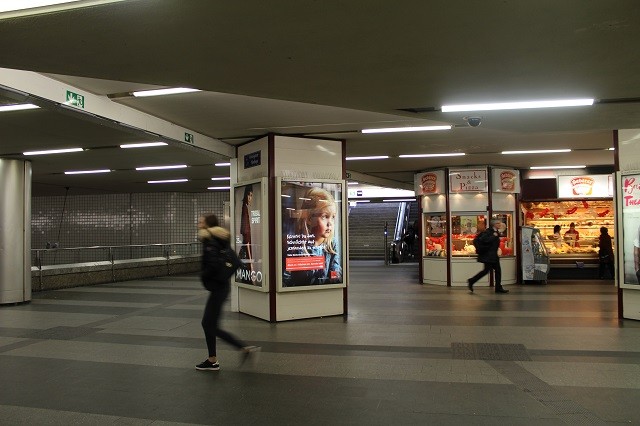 Hauptbahnhof/Königstorpassage V+
