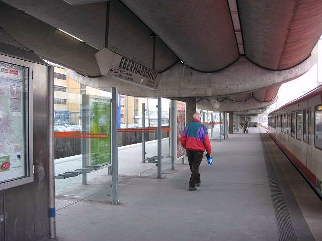 U-Bahnhof Eberhardshof W-