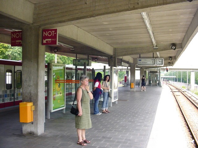 U-Bahnhof Langwasser-Nord W& ew