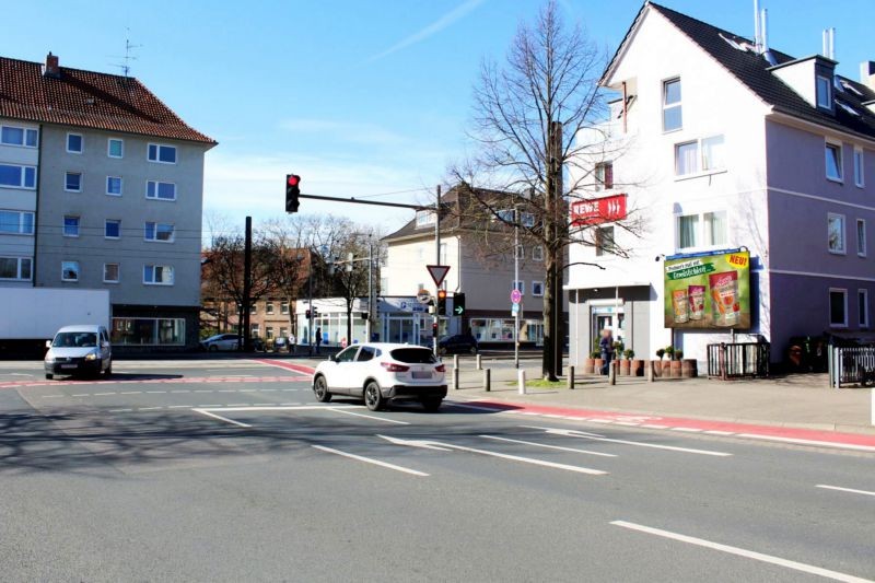 Hildesheimer Str 387/Am Mittelfeld/Hst Dorfstr